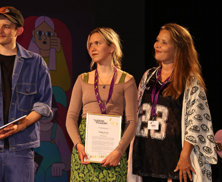GS-2026-Preisverleihung-Buehne-00027-copyright-Festival-Goldener-Spatz-2026-Foto-Carlo-Bansini