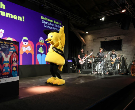 GS-2026-Preisverleihung-Atmo-00025-copyright-Festival-Goldener-Spatz-2026-Foto-Carlo-Bansini
